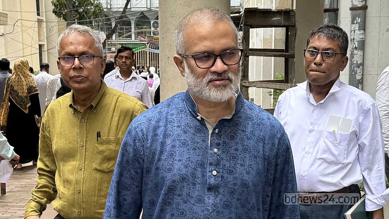 তৌফিক খালিদী: দুদকের অভিযোগপত্র গ্রহণ, পক্ষভুক্ত হতে চায় এলআর গ্লোবাল