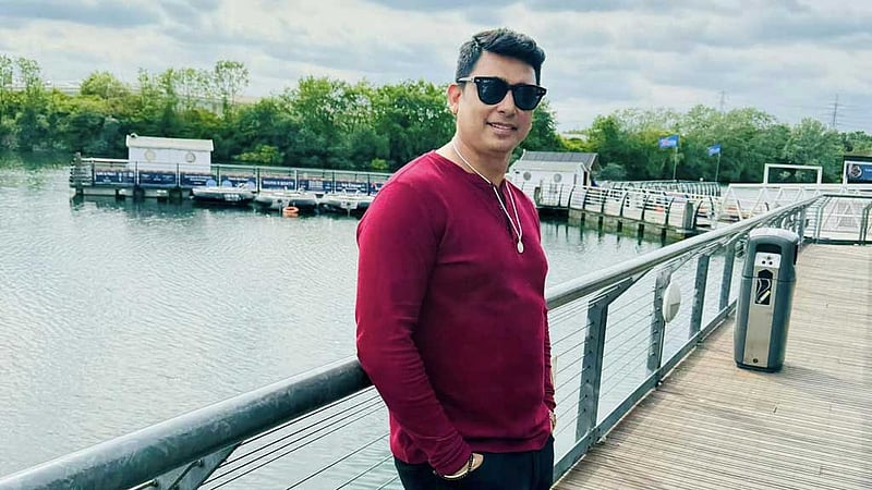 হাটে গিয়ে ছাগল কিনে কোরবানি দিয়েছেন জায়েদ খান