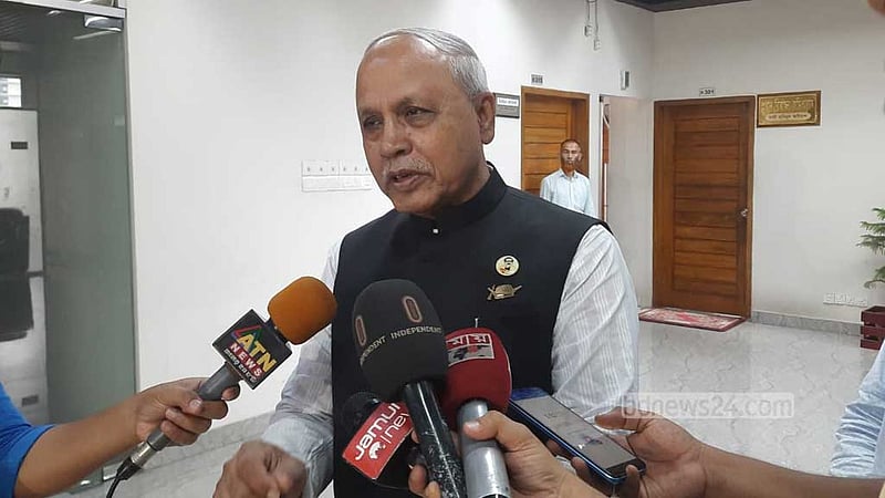 প্রকাশ্যে ভোট: ক্ষমা চাইলেন এমপি হাফিজ মল্লিক