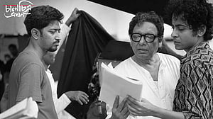 বন্ধুত্বের গল্পের ‘চালচিত্র এখন’