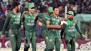 বড় জয়ে সিরিজে এগিয়ে বাংলাদেশ