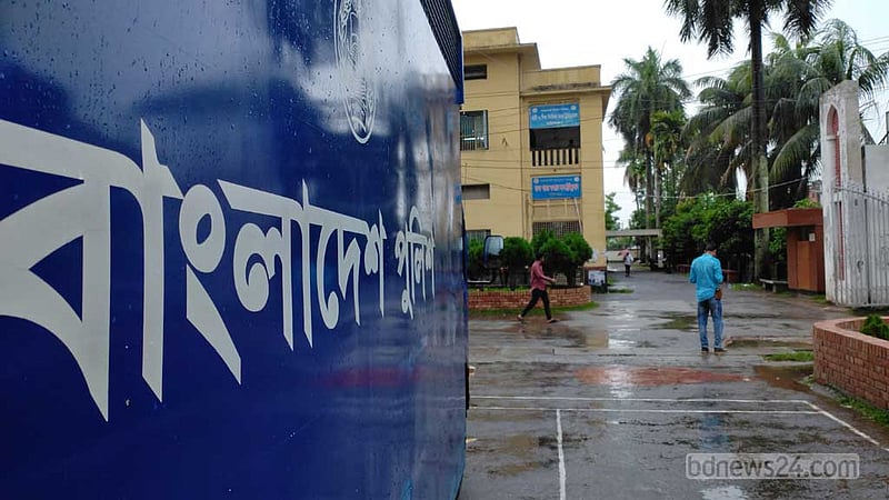 বরিশালে স্ত্রী নির্যাতন মামলায় এএসআইয়ের ২ বছরের কারাদণ্ড