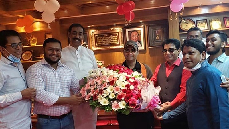 চাঁদা দাবি ও মোবাইল ছিনতাইয়ের মামলা রংধনু গ্রুপের, আসামি বসুন্ধরার এমডি