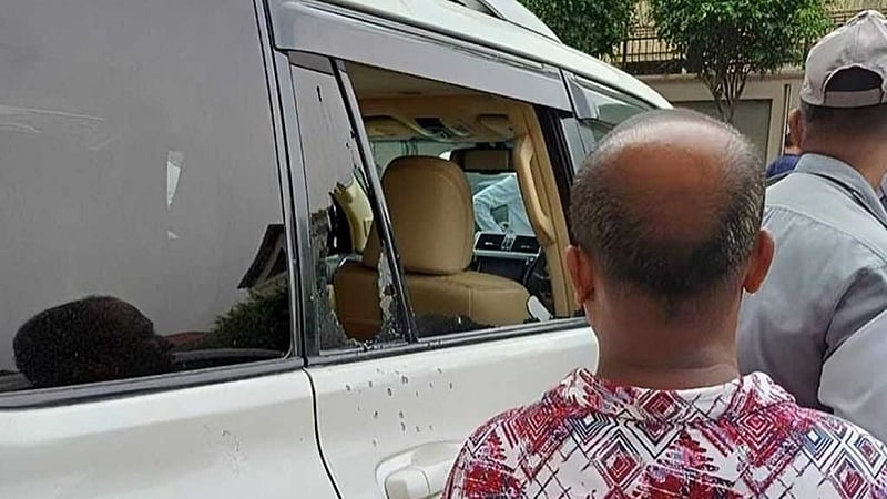 বসুন্ধরা আবাসিকে স্কুলের সামনে গুলি, পুলিশ বলছে ‘মিস ফায়ার’