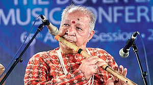পণ্ডিত চৌরাসিয়ার বাঁশির সুরে মাতবে সা রে গা মা পা