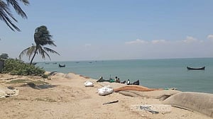 মিয়ানমারে ফের প্রচণ্ড গোলাগুলি, টেকনাফ সীমান্তে আতঙ্ক