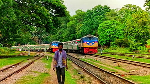 চট্টগ্রাম-কক্সবাজার ‘ঈদ স্পেশাল’ ট্রেন নিয়মিত চালুর দাবি
