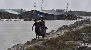 রেমাল: ১৯ উপজেলার ভোট স্থগিত