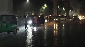 শিলাবৃষ্টি ঝরল ঢাকায়