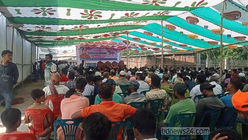 নির্বাচনি সভায় ভোজের আয়োজন, চেয়ারম্যান প্রার্থীর কর্মীকে জরিমানা