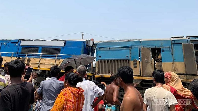 গাজীপুরে ২ ট্রেনের সংঘর্ষ: জেলা প্রশাসন ও রেলের তিন তদন্ত কমিটি
