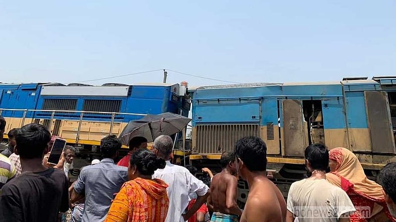 গাজীপুরে দুর্ঘটনা: ট্রেন চলাচল শুরু, বরখাস্ত ৩