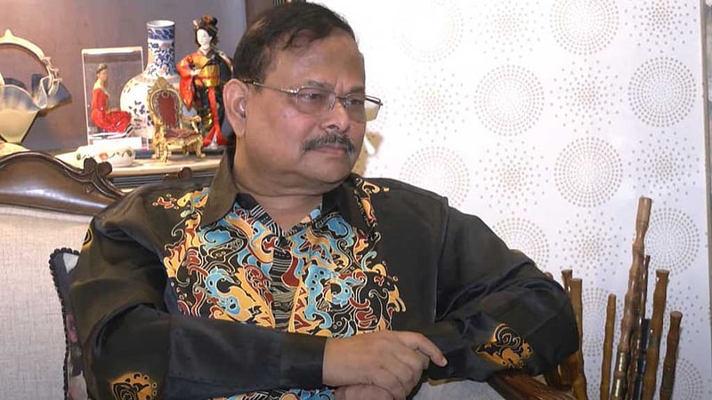 সাবেক সেনাপ্রধান আজিজ দম্পতির সম্পদ বিবরণী যাচাই করছে দুদক