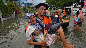 ইন্দোনেশিয়ার দক্ষিণ সুলাওয়েসিতে বন্যায় ১৪ মৃত্যু