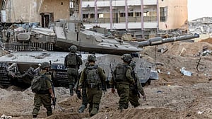 গাজায় ‘ট্যাংকের গোলায়’ ৫ ইসরায়েলি সেনা নিহত