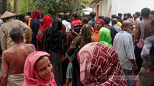 ঝিনাইদহে বৃদ্ধকে গলা কেটে হত্যা, স্ত্রীর ধারণা ‘৩ ভক্তের কাজ’
