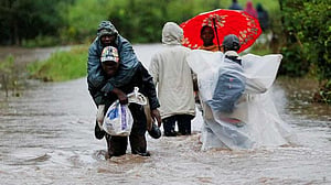 কেনিয়ায় বন্যা, ভূমিধসে মৃত্যু বেড়ে ১৮১