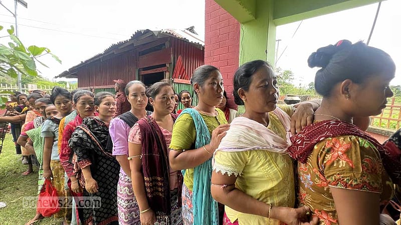 ‘জোর করে ব্যালটে সিল’, খাগড়াছড়ির একটি কেন্দ্রে ভোটগ্রহণ স্থগিত