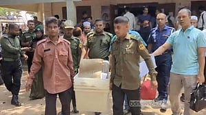 উপজেলা ভোট: খাগড়াছড়িতে নির্বাচনি সরঞ্জাম গেছে ৪১ কেন্দ্রে