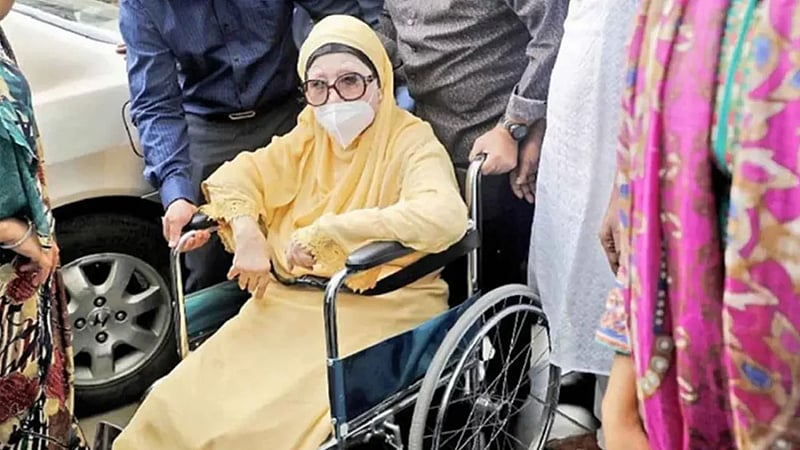 খালেদা জিয়া ‘চিকিৎসা পাচ্ছেন বলেই সুস্থ আছেন’: আইনমন্ত্রী