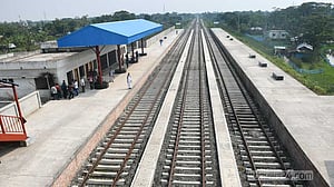 বেনাপোল, খুলনা ও মোংলা রুটে ট্রেন চলবে শনিবার