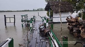 রেমালের তাণ্ডব: এবারও ‘ঢাল হয়েছে’ সুন্দরবন