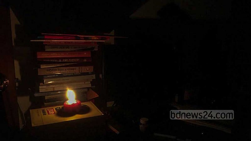 চাহিদা কম, তবুও গ্রামে বিদ্যুতের ভেলকি কেন?