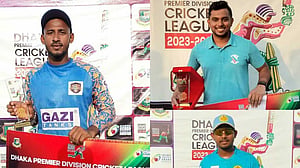 ছক্কাবৃষ্টির দিনে সাকিবকে ছাপিয়ে নায়ক মাহফুজুর, জাকির-মোসাদ্দেকের ব্যাটেও ছক্কার ঝড়
