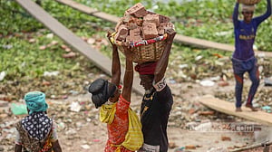 গ্রামে মূল্যস্ফীতি বেশি কেন?
