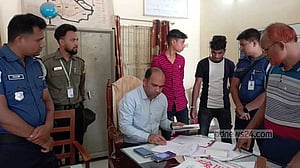 মেহেরপুরে জাল ভোট দেওয়ায় তিনজন কারাগারে