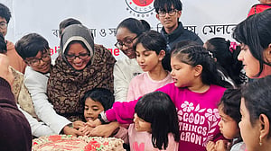 মেলবোর্নে বাংলা স্কুলে মা দিবসের অতিথি ডলি জহুর