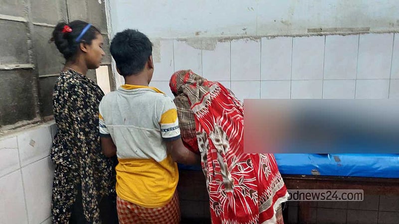 নরসিংদীতে বজ্রপাতে প্রাণ গেল মা-ছেলেসহ ৪ জনের