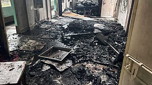 নরসিংদীতে জেলা পরিষদ সদস্যের বাড়ি পুড়িয়ে দেওয়ার অভিযোগ