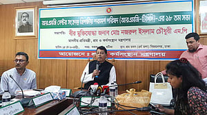 ঈদের ছুটির আগেই শ্রমিকদের বেতন-বোনাস: শ্রম প্রতিমন্ত্রী