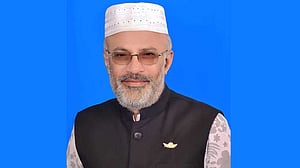 জবাবে ‘সন্তুষ্ট নয়’ ইসি, তাই ঈশ্বরদীর এমদাদুলের প্রার্থিতা বাতিল
