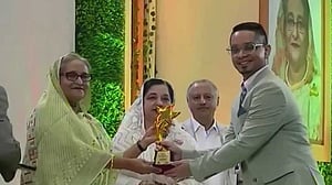 জাতীয় এসএমই পুরস্কার পেলেন ৭ উদ্যোক্তা