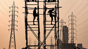ভারতে ১৪ বছরে সর্বোচ্চ বিদ্যুৎ ঘাটতির আশঙ্কা
