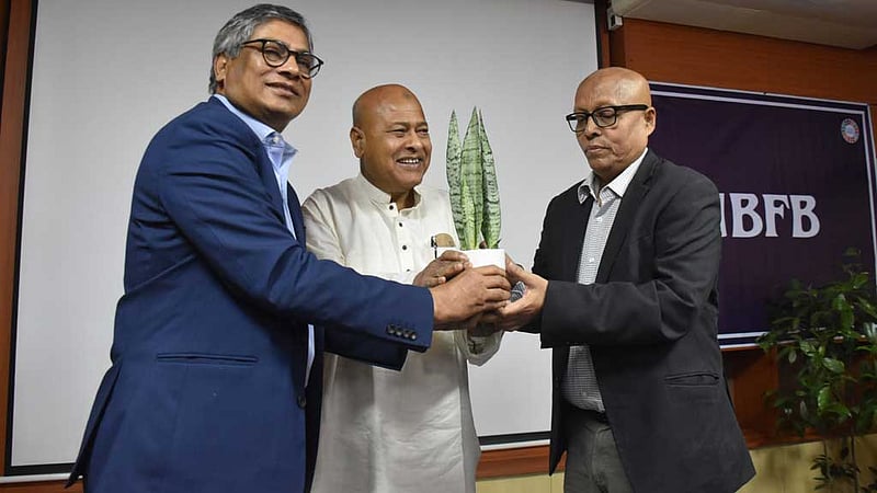সরকারি ক্রয়ে সমান সুযোগ ও ‘বৈষম্যমূলক কর কাঠামো’ পাল্টানোর দাবি
