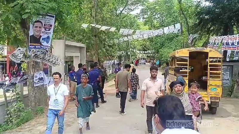 রাজবাড়ীতে কেন্দ্রে অসুস্থ হয়ে ভোটারের মৃত্যু
