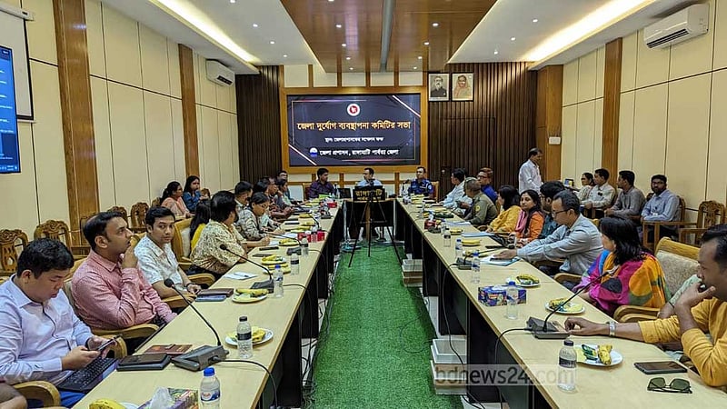 ‘রেমাল’: রাঙামাটিতে ৩৫১ আশ্রয়কেন্দ্র প্রস্তুত, ঝুকিঁপূর্ণ এলাকায় মাইকিং