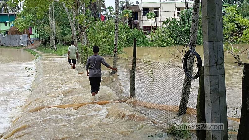 পাহাড় ধস: বাঘাইছড়ি-দীঘিনালা সড়কে যোগাযোগ বন্ধ