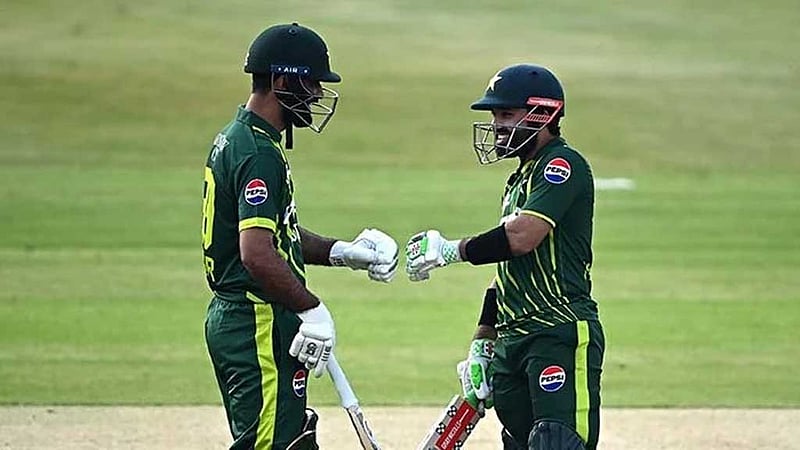 ফাখার-রিজওয়ানের বিস্ফোরক জুটিতে সমতায় পাকিস্তান