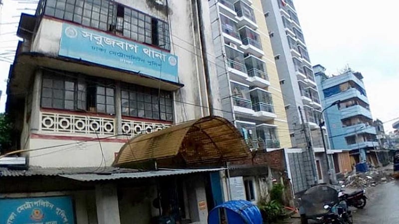 রাজধানীতে ভবন থেকে পড়ে প্রাণ গেল ৩ শ্রমিকের