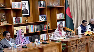 আগে নিজের ঘর সামলানো উচিত: যুক্তরাষ্ট্রকে শেখ হাসিনা