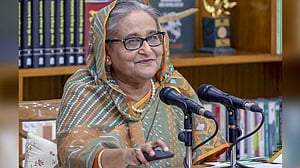 ছাত্র কেন কমছে? কারণ খুঁজতে বললেন প্রধানমন্ত্রী