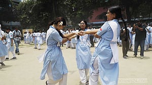 পাসের হারে শীর্ষে যশোর বোর্ড, জিপিএ-৫ এ ঢাকা