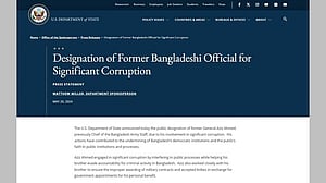 সাবেক সেনাপ্রধান আজিজ আহমেদের ওপর যুক্তরাষ্ট্রের নিষেধাজ্ঞা