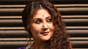 নায়িকা এবার নেপথ্য গায়িকা