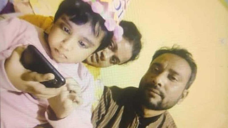 টাঙ্গাইলে মেয়েকে হত্যার পর বাবা-মার ‘আত্মহত্যার’ চেষ্টা