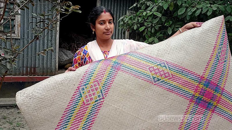 গরমেও কাটছে না শীতলপাটির দুর্দিন
